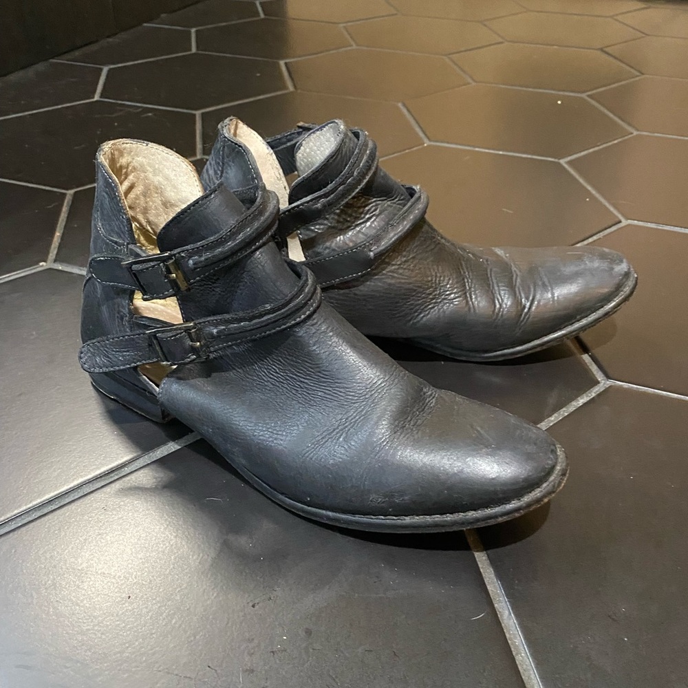 FREE PEOPLE black biker ankle boot bootie
